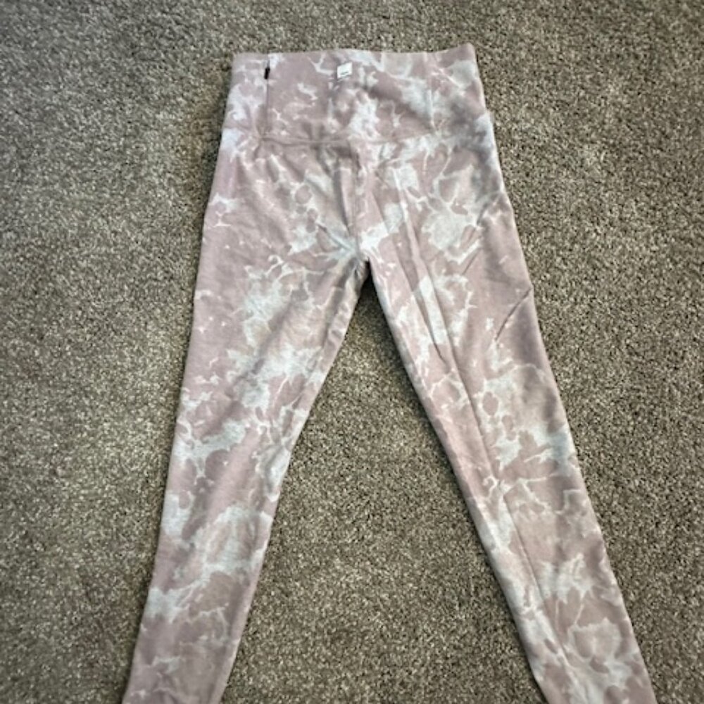 Vuori Clean elevation legging - Medium - image 3